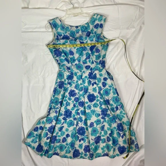 Vintage 50s Brunch/Prom/Party Dress - Picture 4 of 9